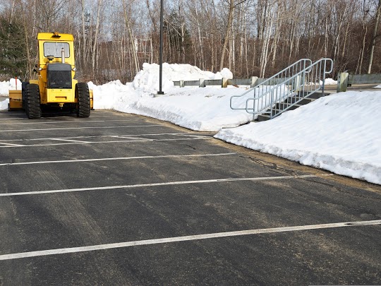Waterbury, CT | Commercial Snow Removal & Plowing Services