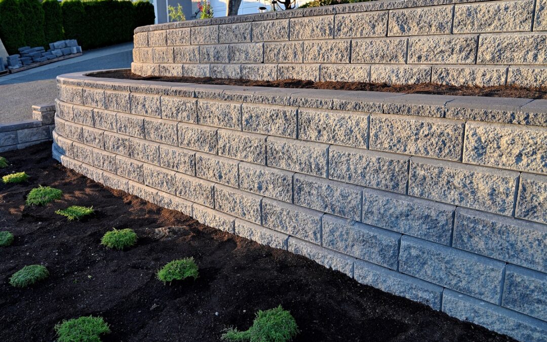 Watertown, CT | Retaining Wall Contractor | Stone Wall Builder